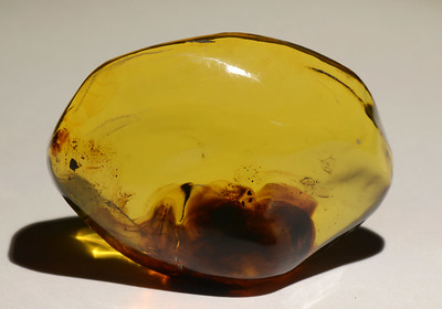 Amber crystal